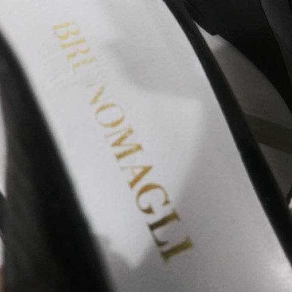 Bruno Magli Sz 9.5M Peep Toe Slingback Wedge Heels - Picture 8 of 8